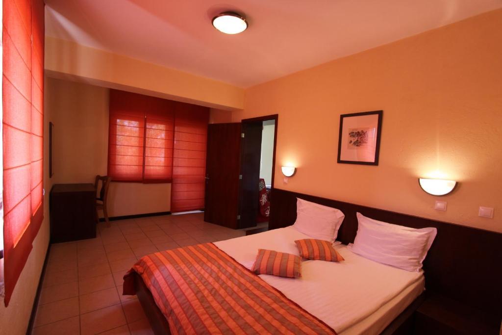 Asti Arthotel Sinemoretz Esterno foto