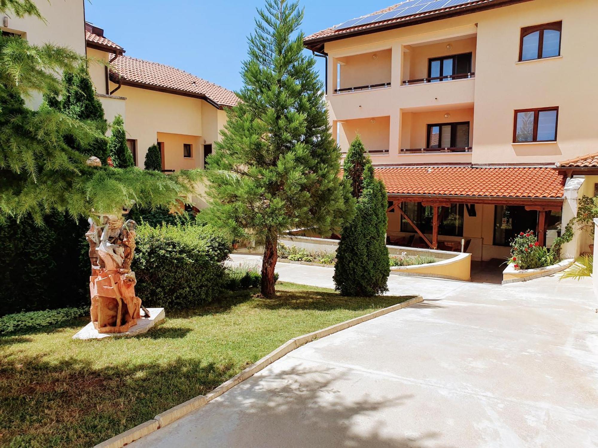 Asti Arthotel Sinemoretz Esterno foto