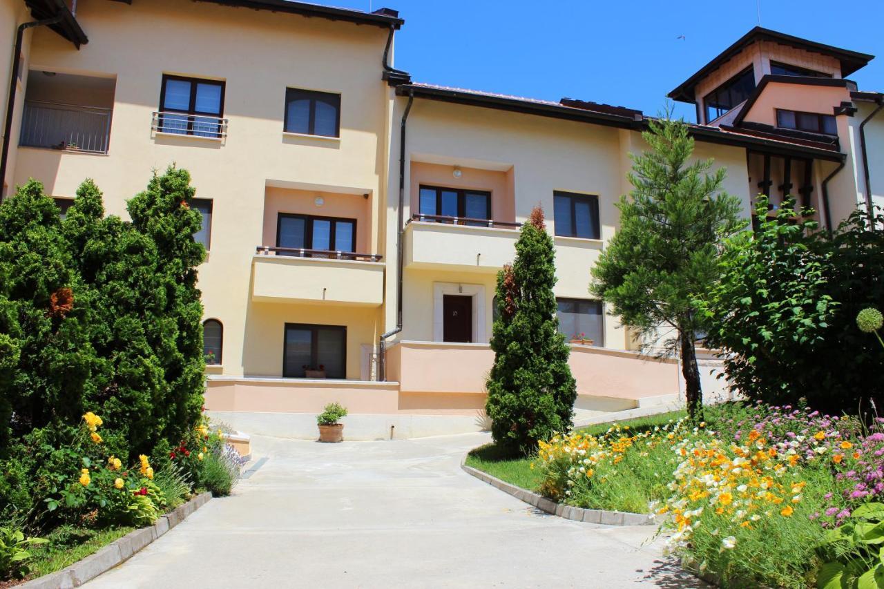 Asti Arthotel Sinemoretz Esterno foto